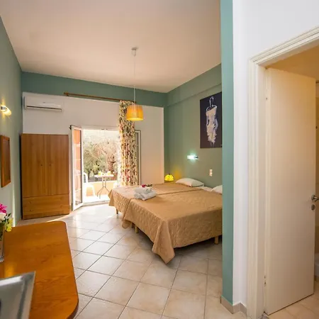 Kogeros Apartment Agios Georgios Pagon