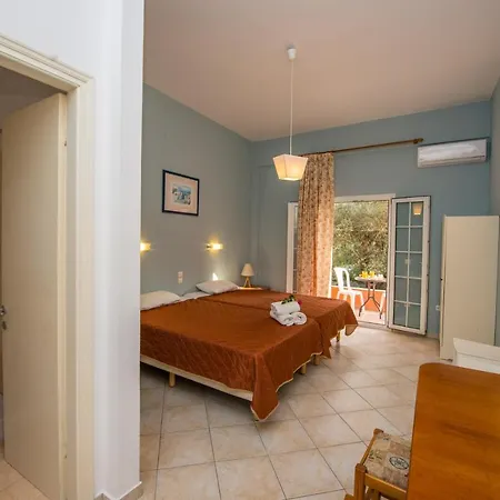 Kogeros Apartment Agios Georgios Pagon