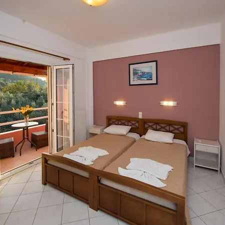 Kogeros Apartment *