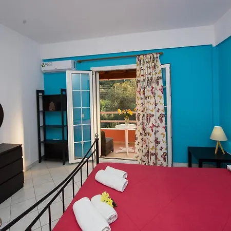 Kogeros Apartment *