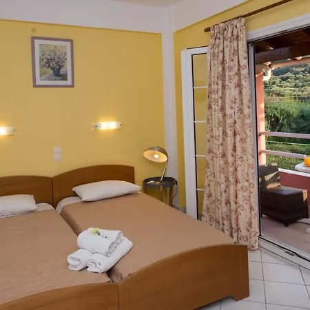 Kogeros Apartment *