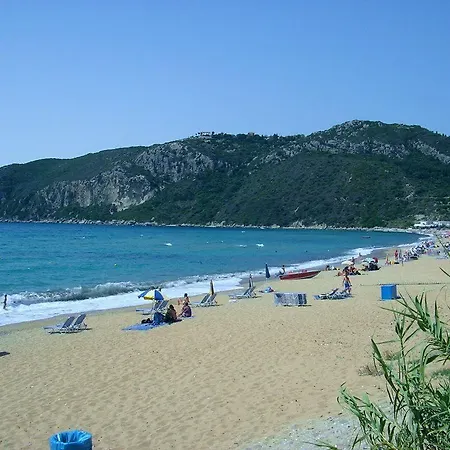 Kogeros Apartment Agios Georgios Pagon