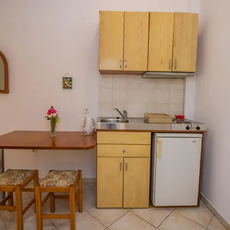 Kogeros * Агиос-Георгиос-Пагон